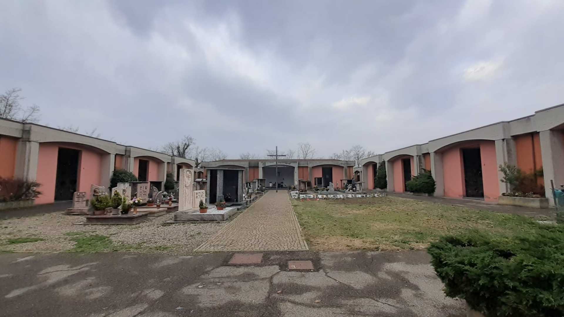 Uno scorcio del cimitero di Mucinasso