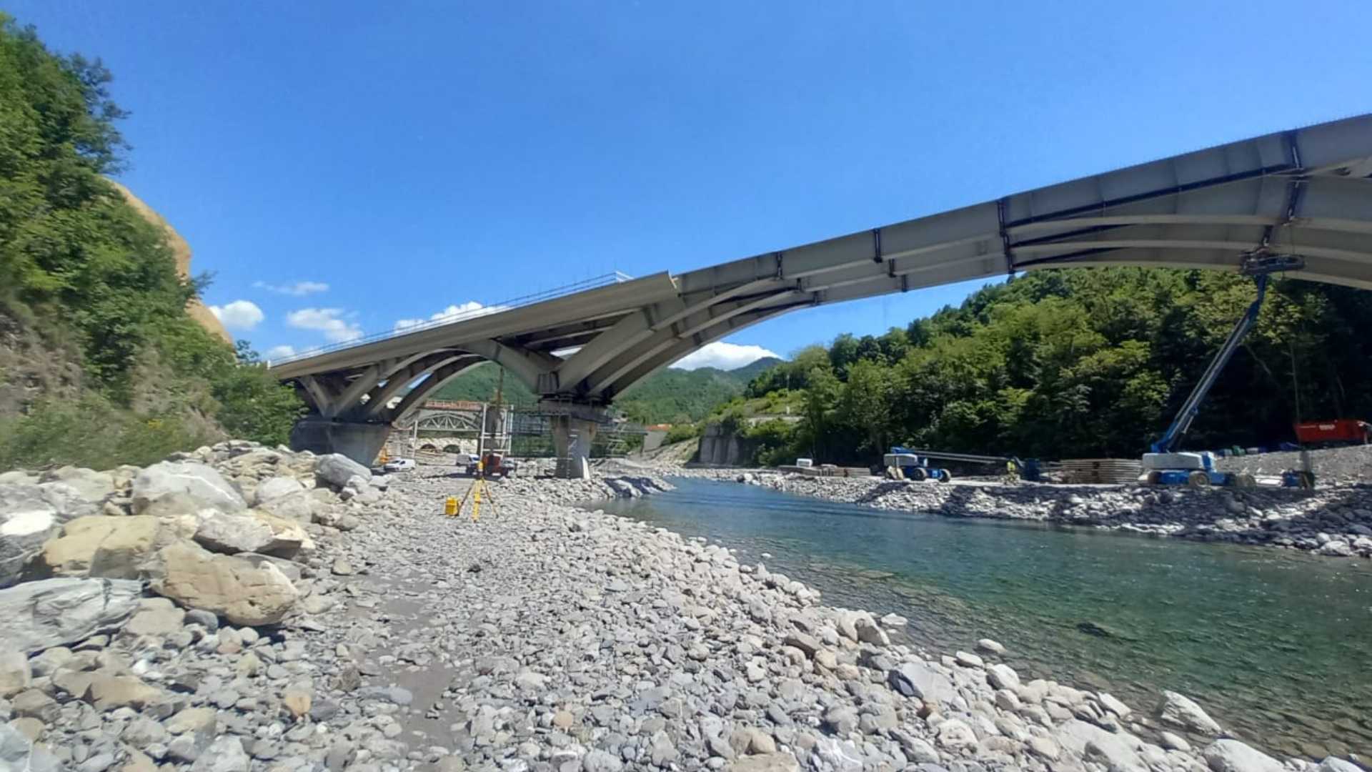 Ponte Lenzino, le sponde sono finalmente unite