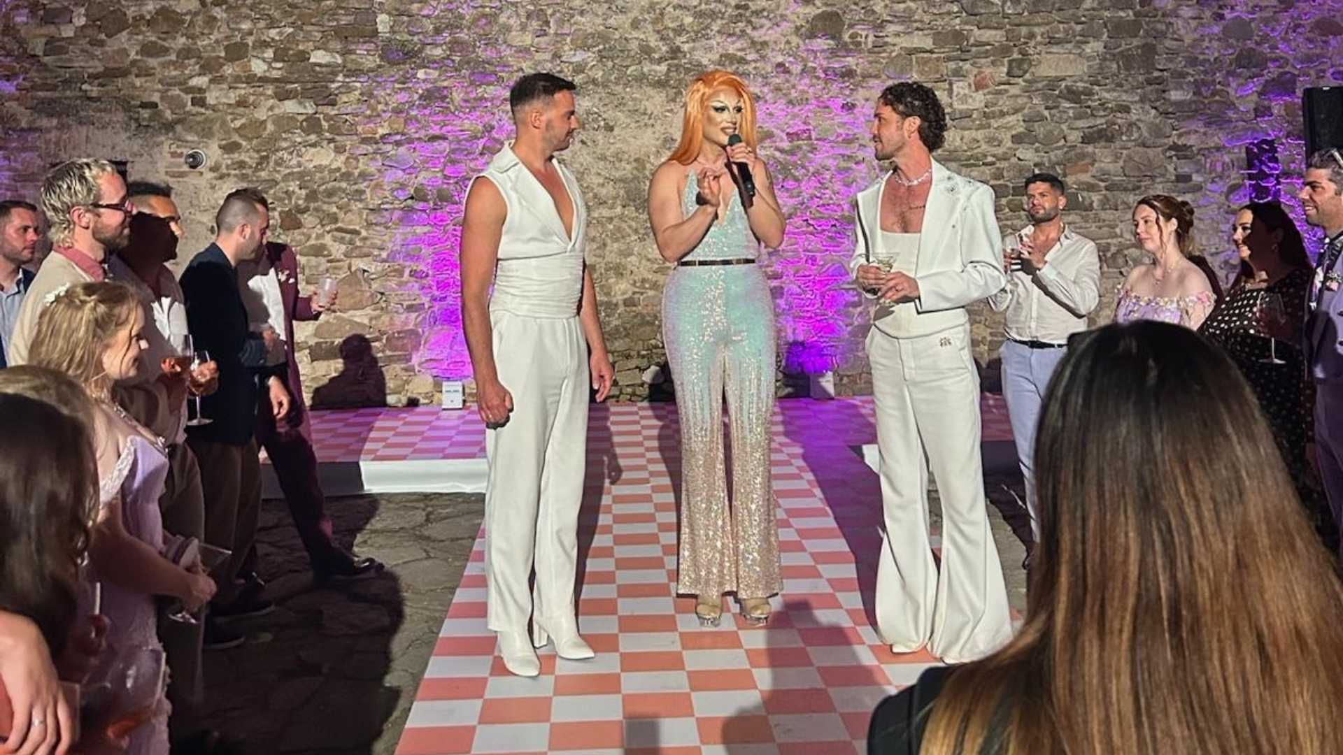 Lo spettacolare “sì” di Luca e Conor, sposi al castello di Agazzano