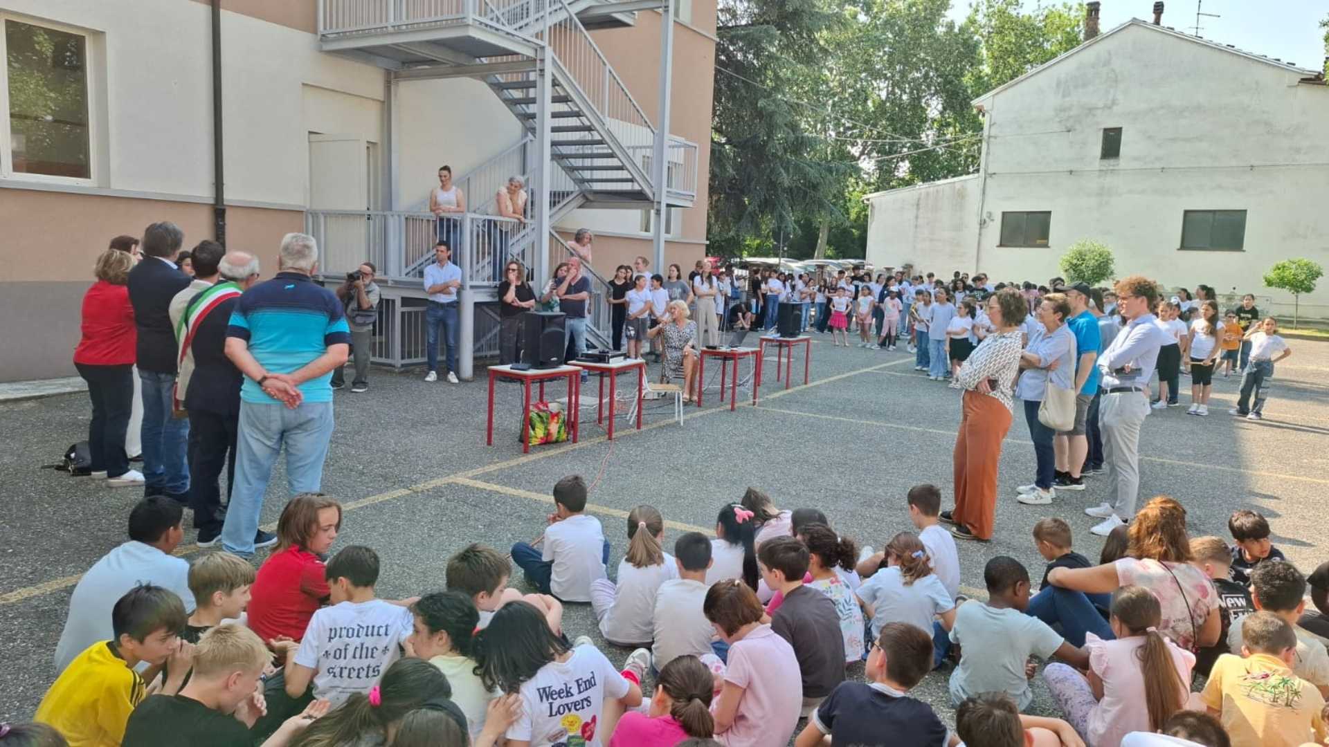 Gragnano, inaugurata la scuola antisismica. Il messaggio dei ragazzi