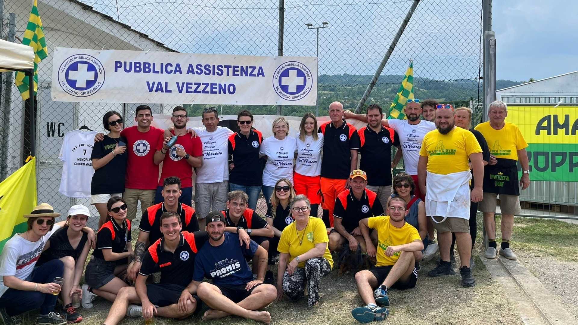 Prima la marcia, poi l'ambulanza nuova: 40 anni di Pubblica Val Vezzeno
