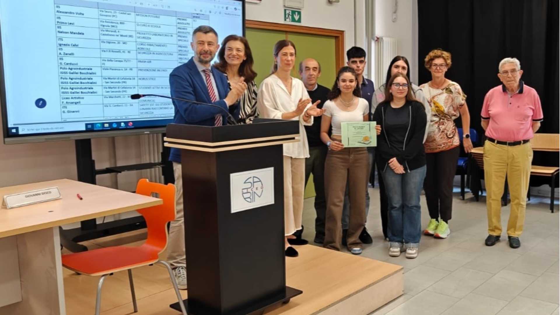 Lavoro e sicurezza, premio per i ragazzi del Polo Volta di Borgonovo