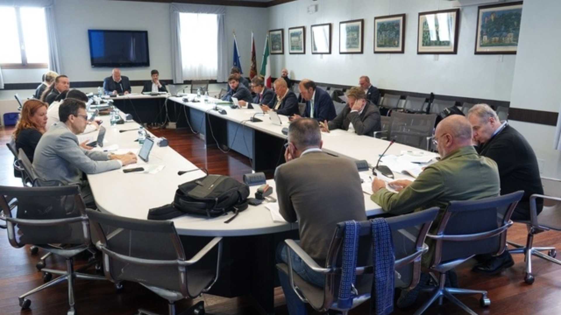 CRV - Prosegue l'esame del testo unificato dei progetti di legge regionale sul commercio