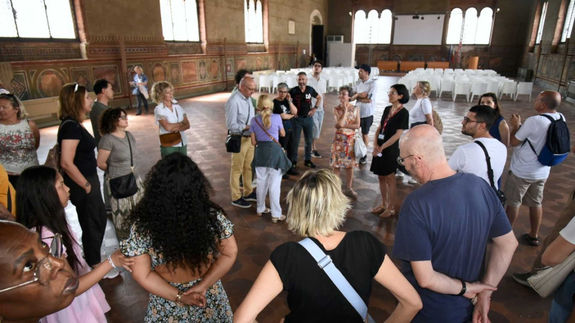 Palazzo Gotico apre le sue porte ai cittadini e ai turisti: al via le visite guidate