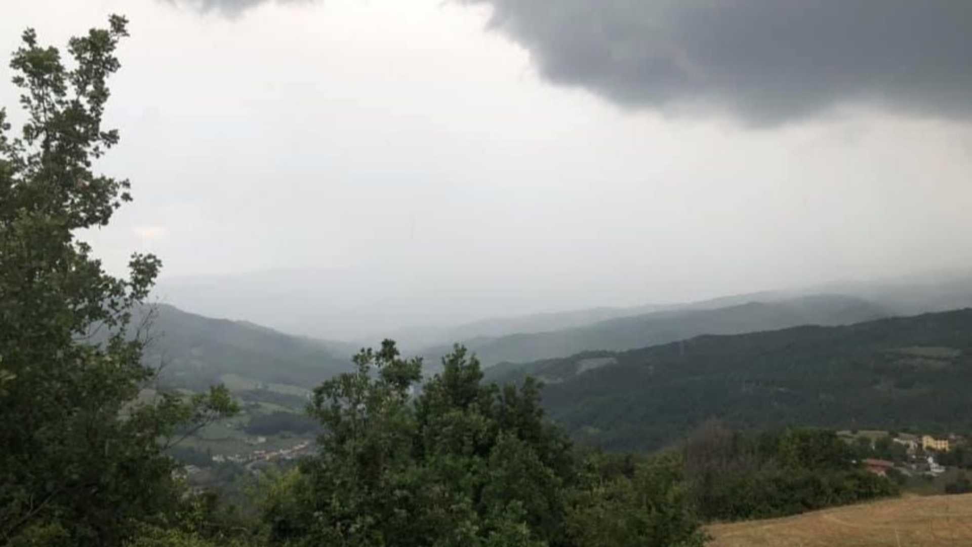 Allerta meteo, vento e forti temporali in arrivo il 2 giugno