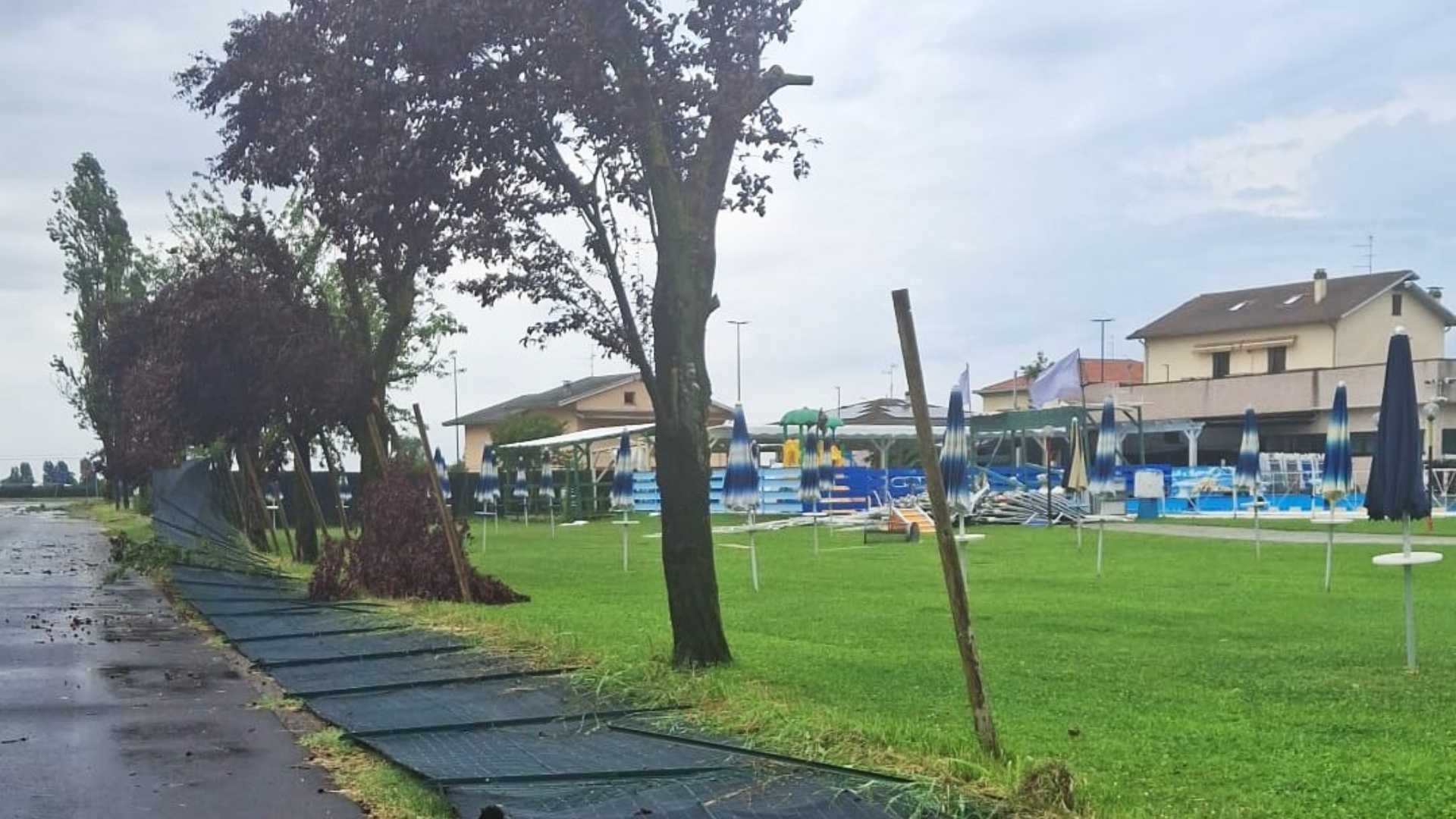 piscina calendasco
