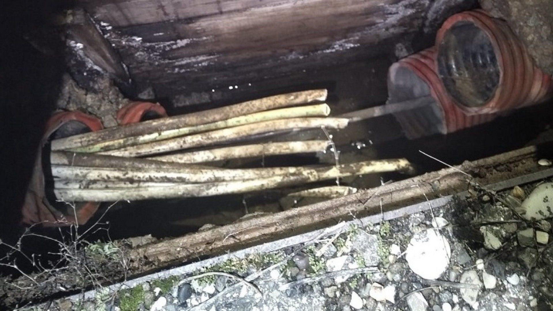 Castel San Giovanni, furto di rame in un capannone: ladri messi in fuga dai Metronotte