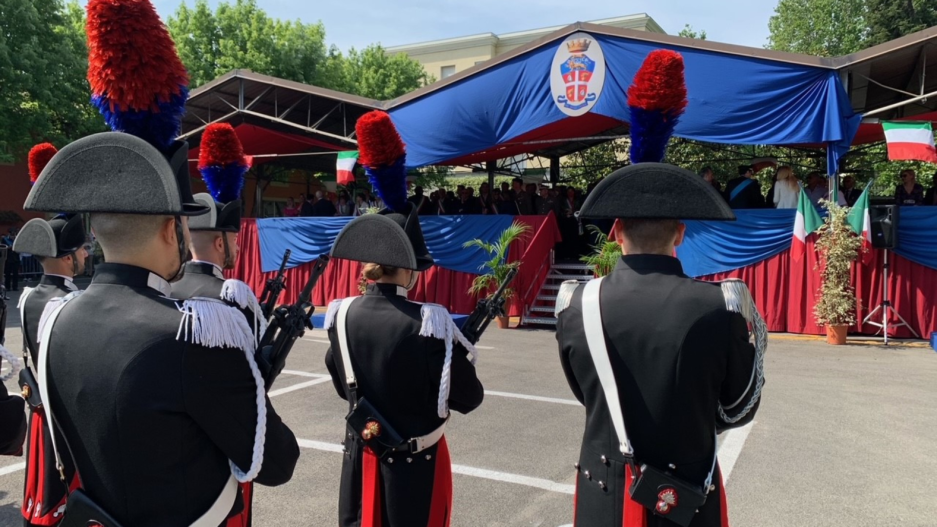 Compie 208 anni l'Arma dei carabinieri: "Guardiamo al rilancio del nostro Paese"