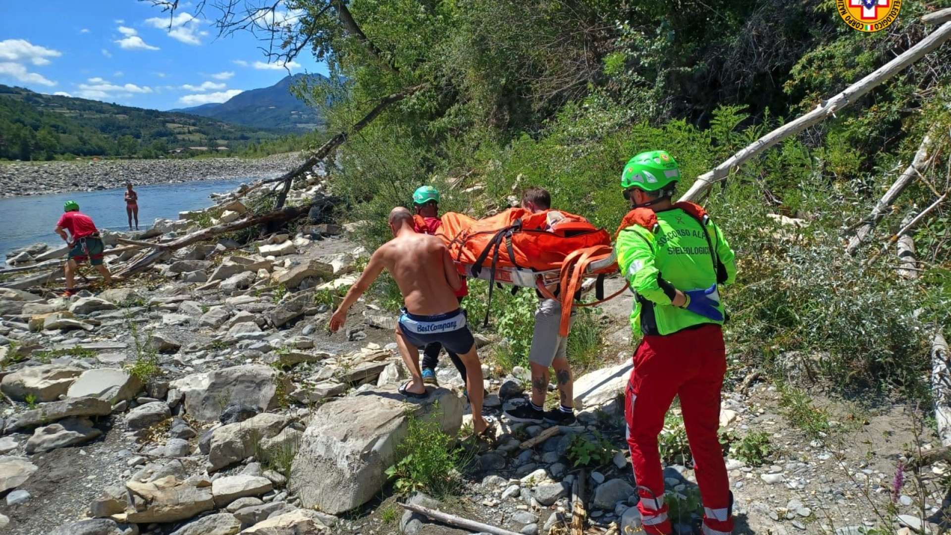 Persona soccorsa in Trebbia domenica, i vigili del fuoco: "Non siamo stati allertati"
