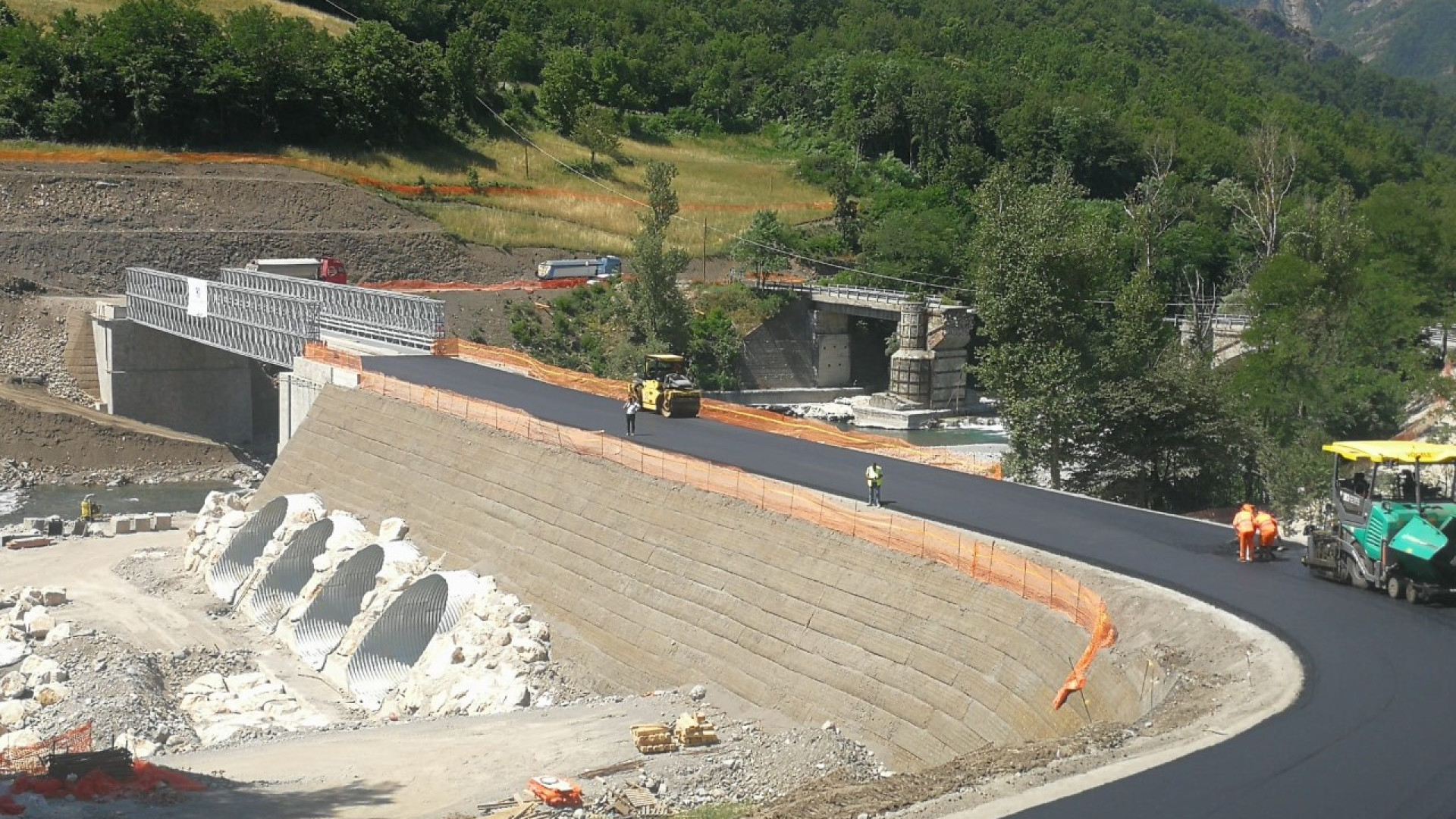 Il grande giorno è arrivato: nel pomeriggio apertura del ponte provvisorio a Lenzino