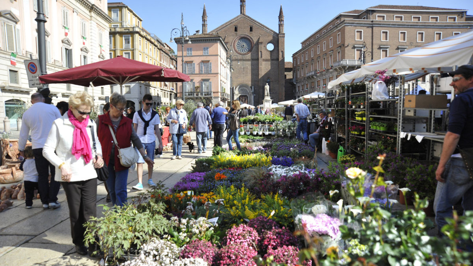 Scoppia la primavera in centro: weekend di giochi, cibo, shopping e musica