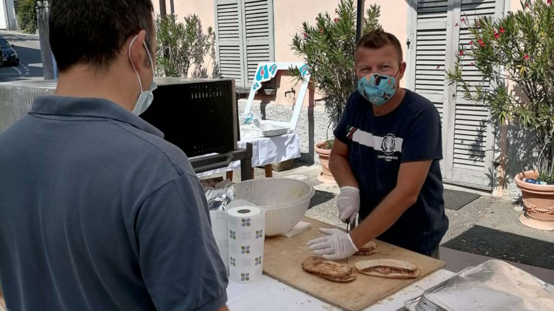 Ziano, raccolti 1.500 euro dai volontari Avis con i "batarò solidali"