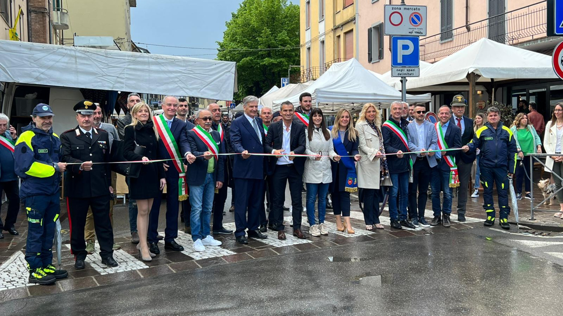 Fiera di primavera e sagra d'la galeina grisa: Pianello fa il pienone