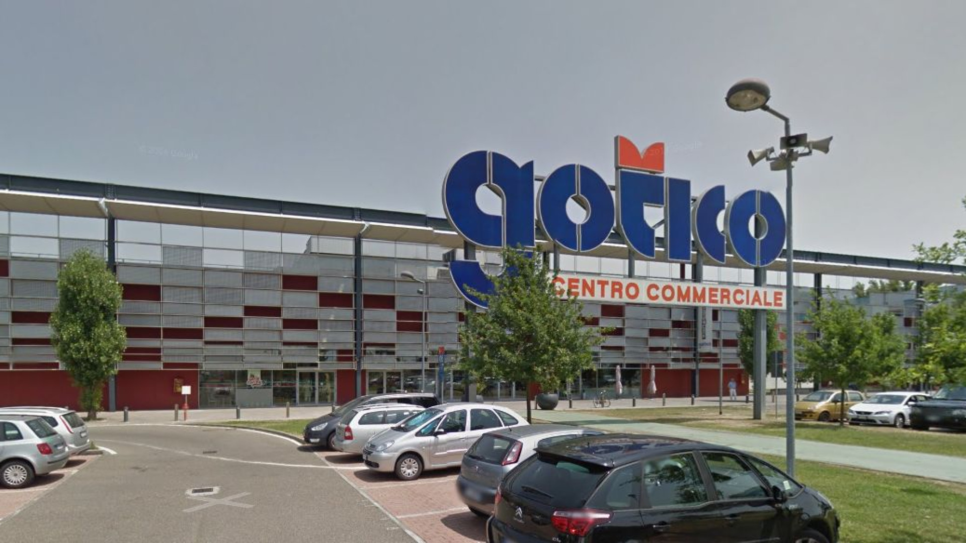 Al Centro commerciale Gotico dall'8 dicembre tornano i pacchetti solidali