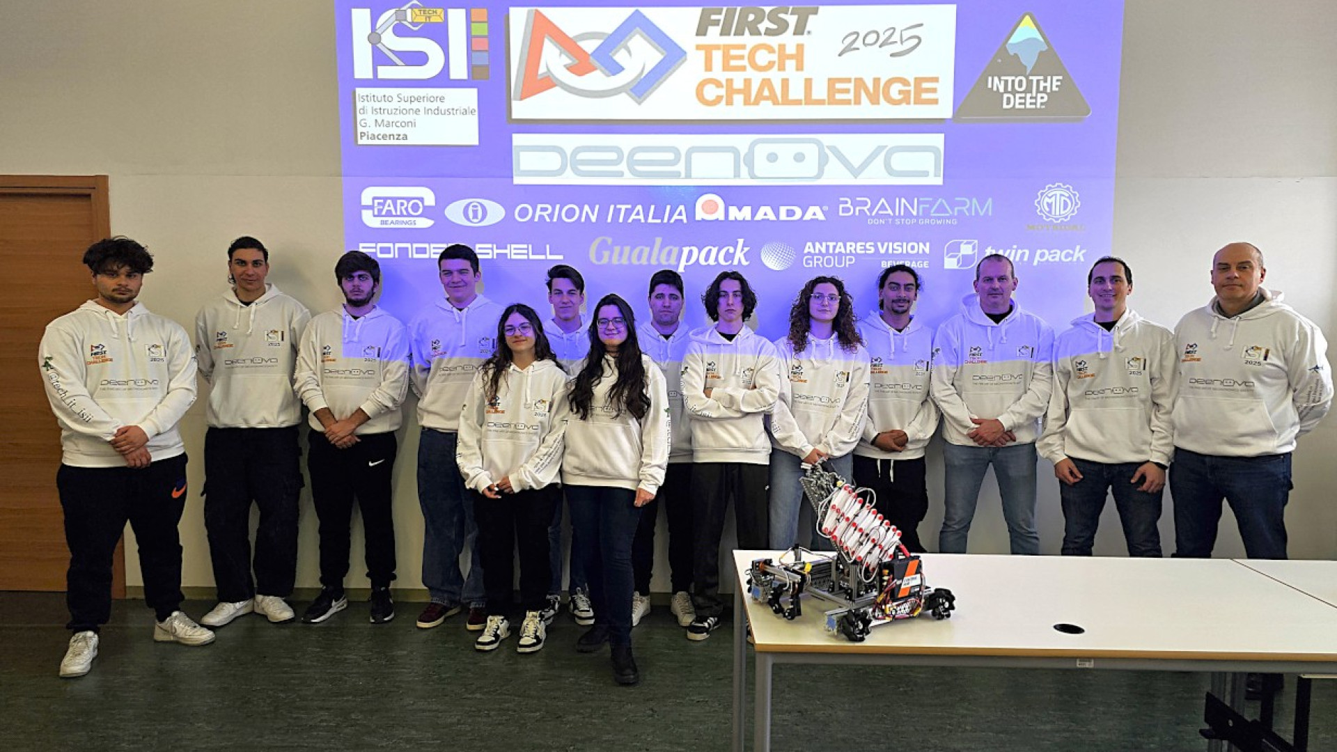 First Tech Challenge, la squadra Tech It Isii alla sfida di Lignano Sabbiadoro
