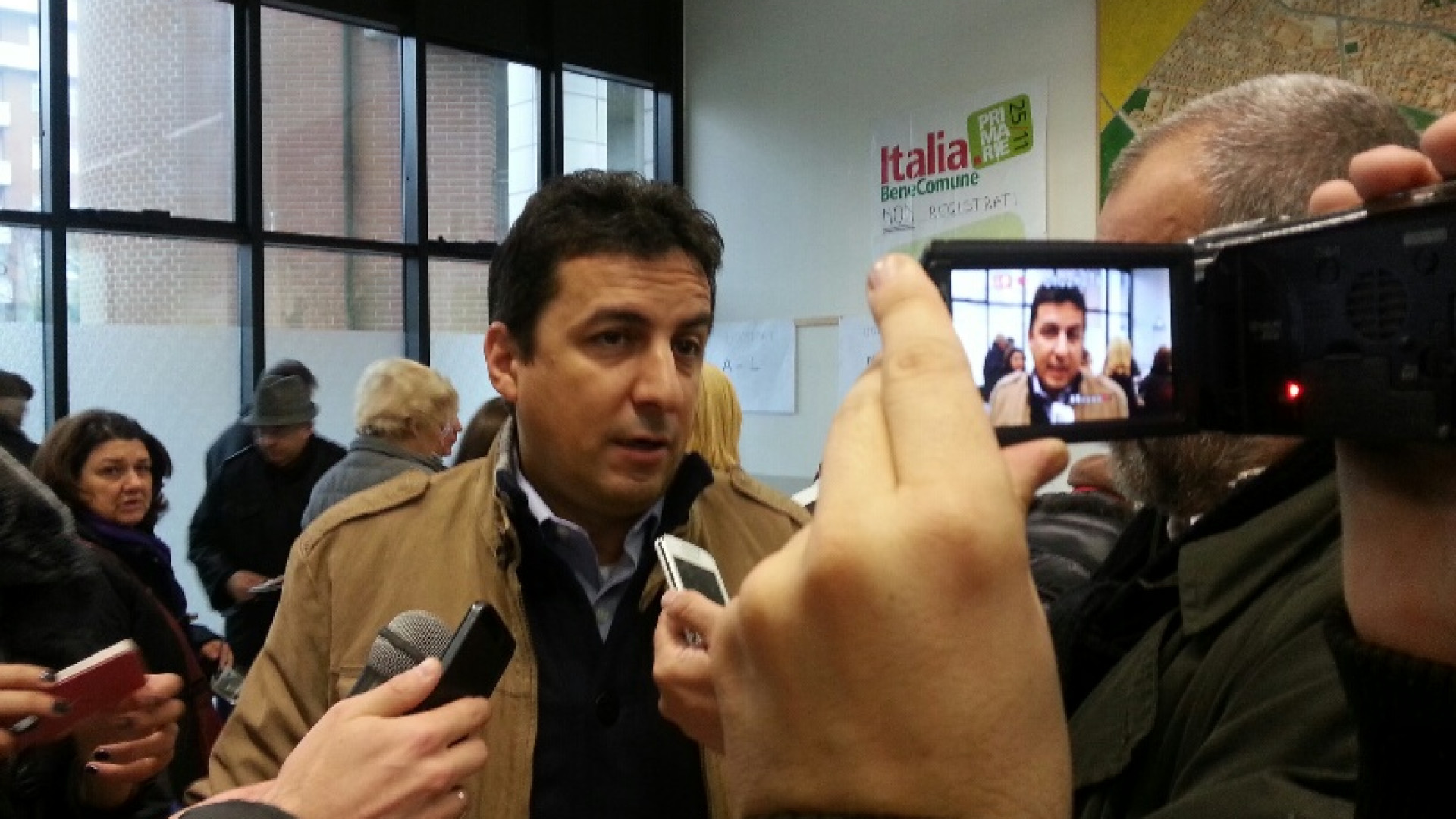 Primarie, Reggi al voto: "La buona politica per cambiare. Andremo al ballottaggio"