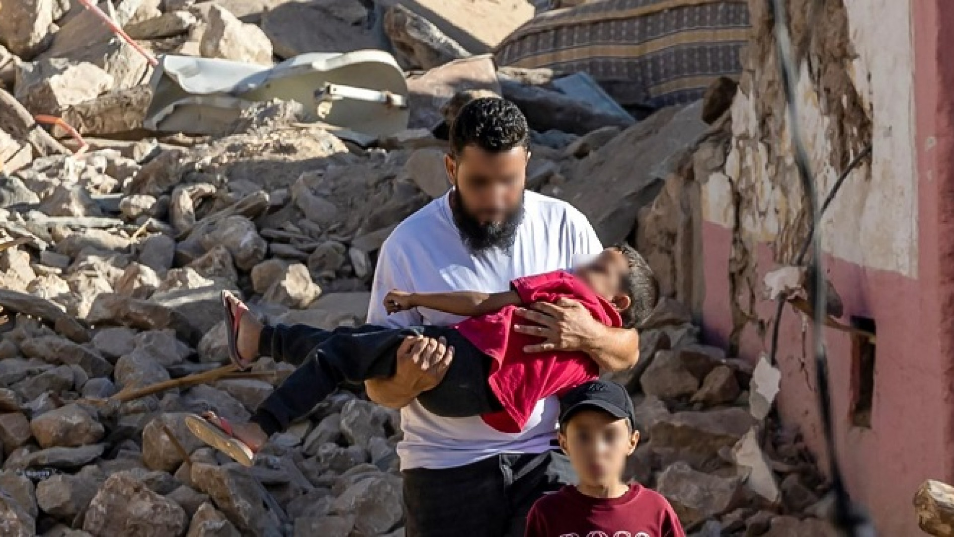 La comunità marocchina organizza una raccolta fondi per i terremotati: "Aiutateci"
