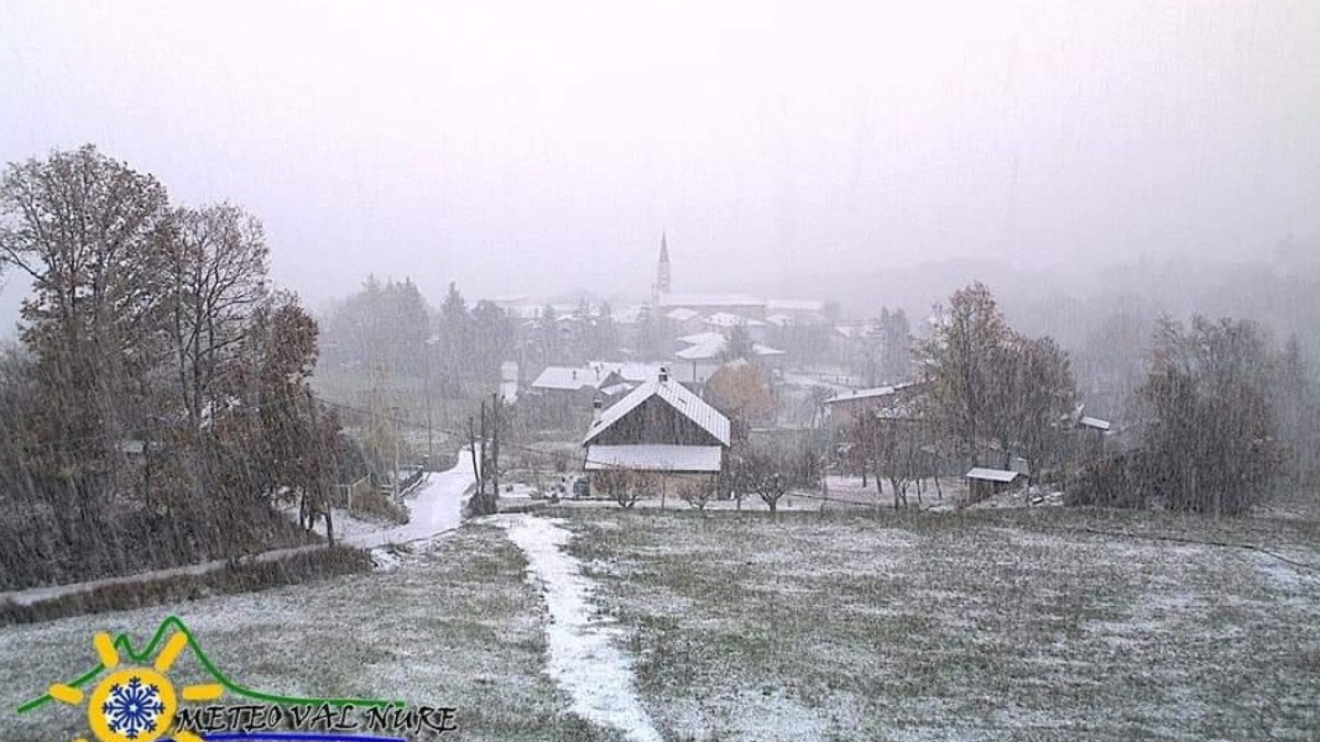 Arriva la prima neve della stagione: montagne e colline piacentine imbiancate