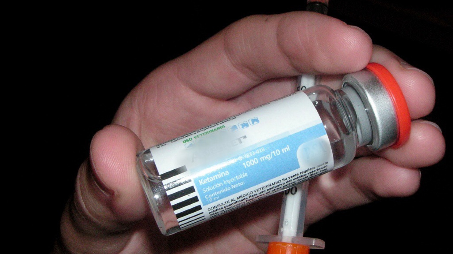 Overdose da ketamina dopo una festa: 24enne all'ospedale