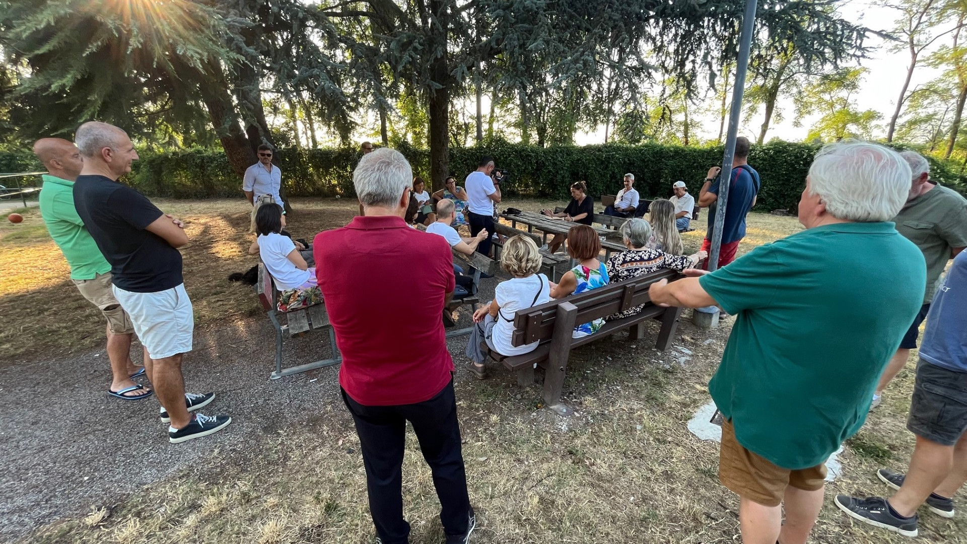 Residenti di Vallera contro il traffico, Tarasconi: "Iniziamo con un dosso"