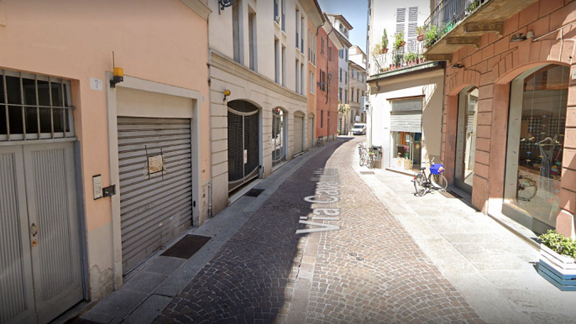 Tavolini esterni per la ristorazione: chiusa via Cavalletto nei weekend