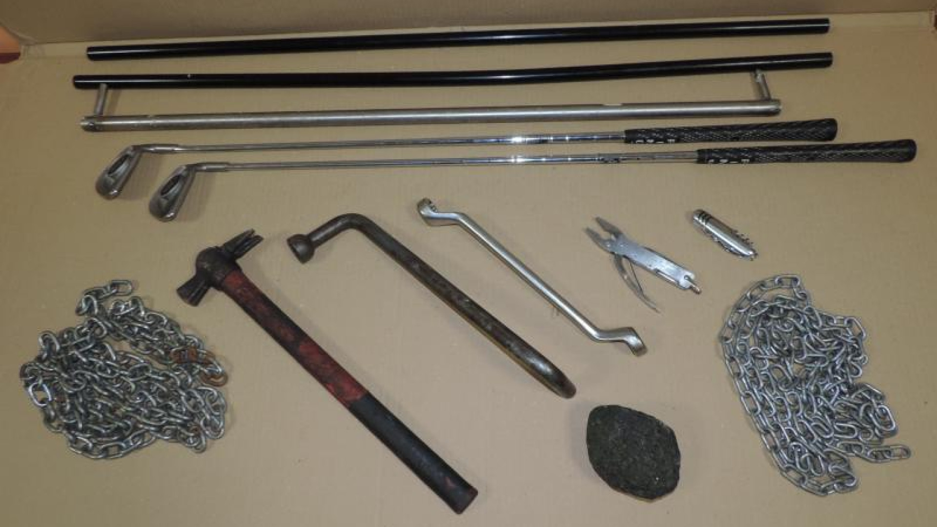 Castelsangiovanni, bande rivali pronte alla rissa: cinque denunciati