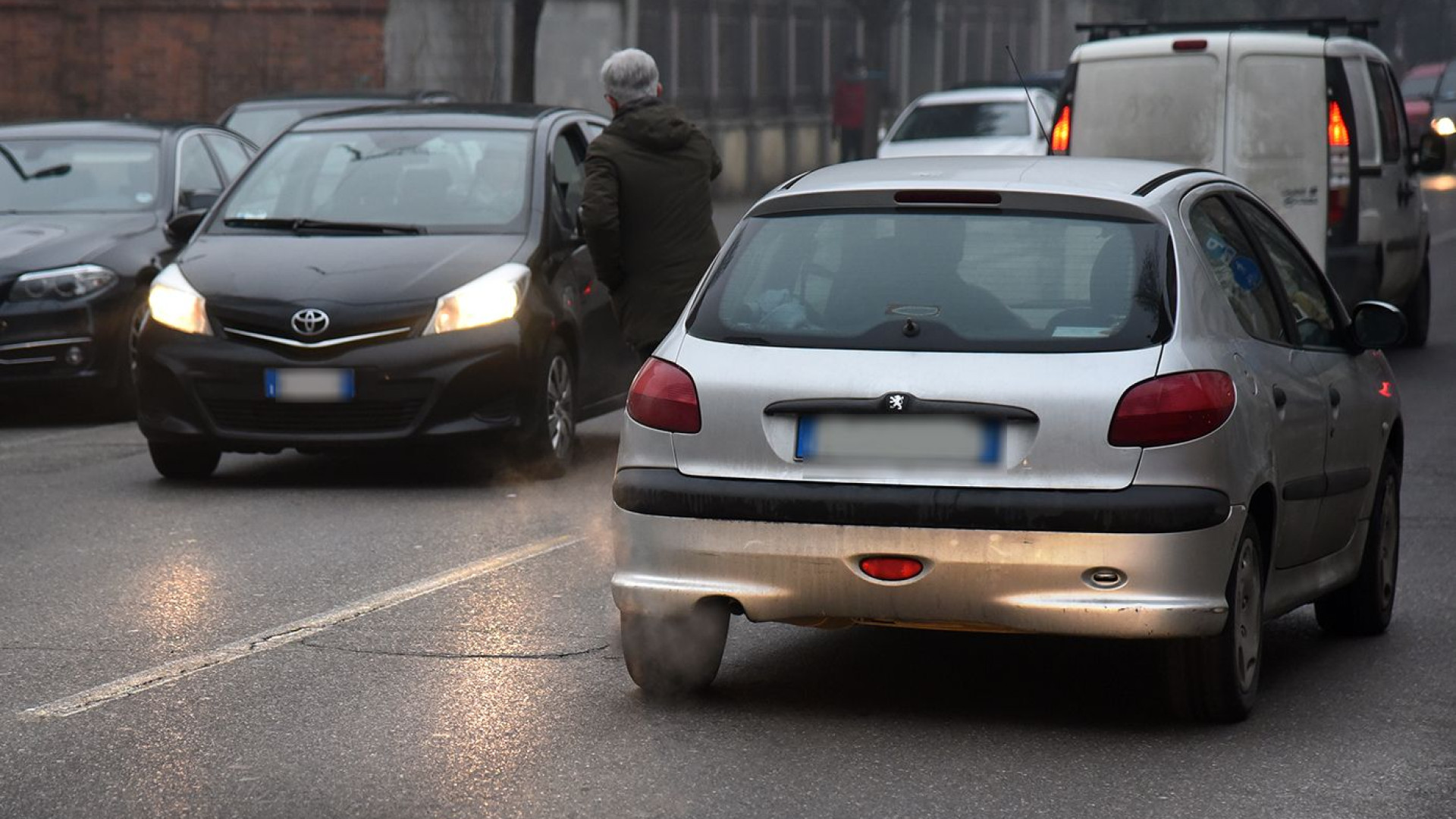 Non ha fine l'emergenza inquinamento. Stop ai diesel Euro4 domani e mercoledì