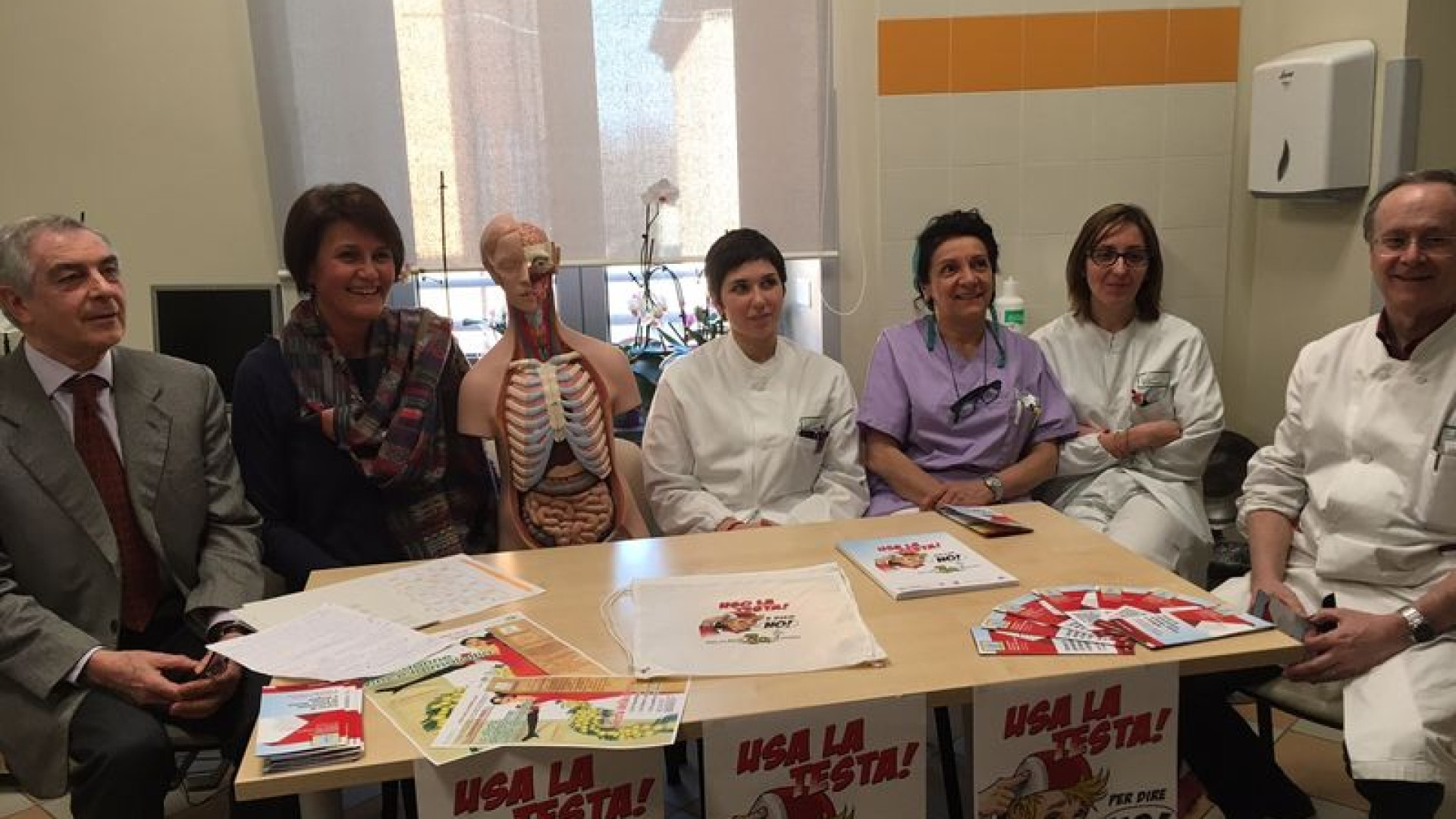 Amop e oncologia nelle scuole: "L'80% di tumori al polmone evitabile"