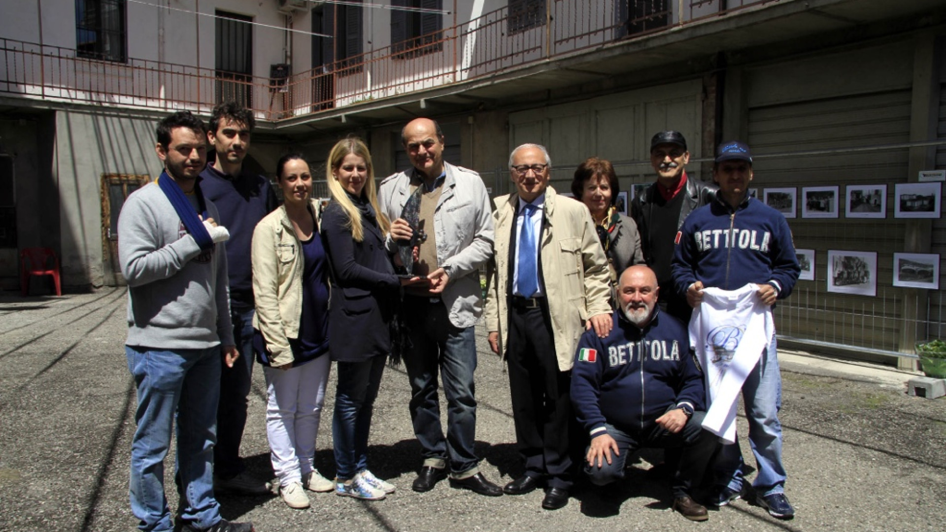 Pierluigi Bersani "riappare" alla festa patronale di San Bernardino