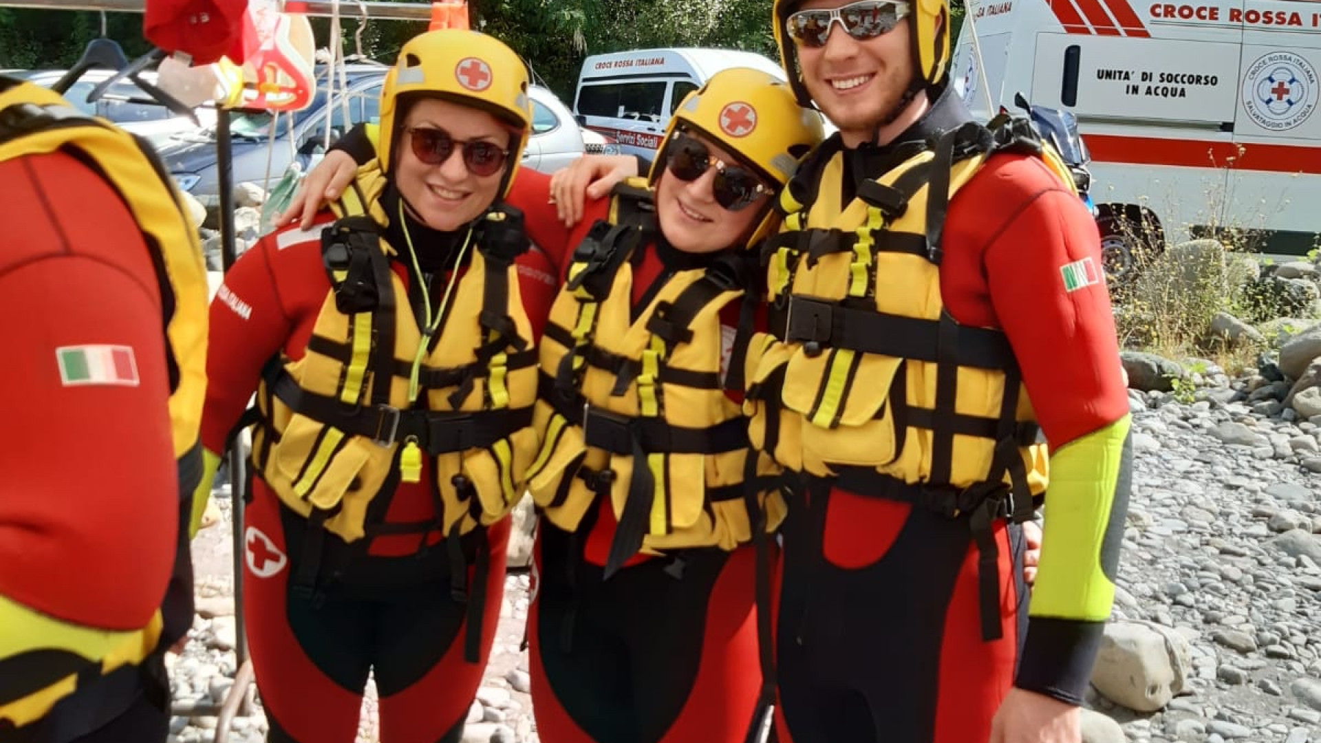 Alla Berlina domenica in sicurezza: otto operatori Cri sorvegliano il fiume. FOTO