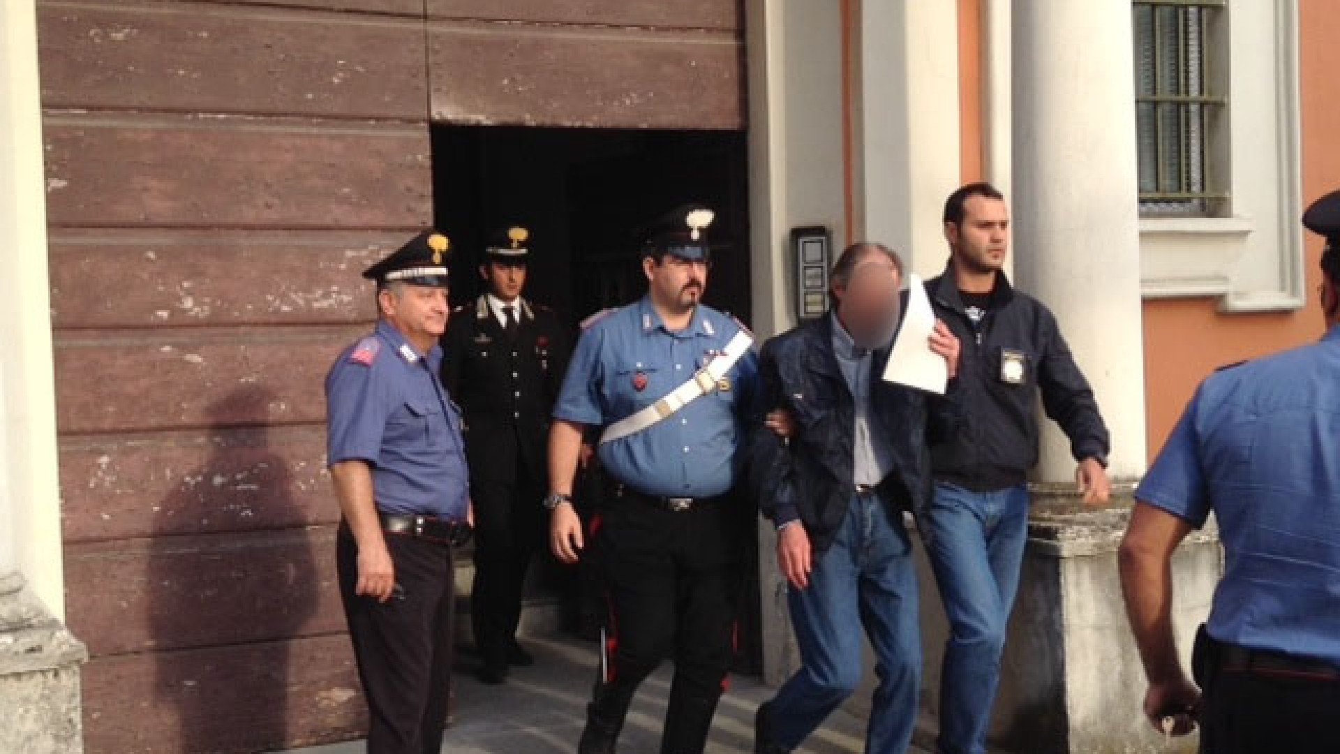 Omicidio Castelvetro, il convivente confessa: "Ho ucciso per un raptus"