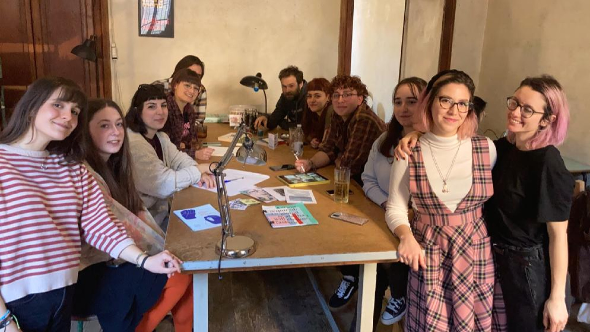 "Cucire come le nonne per una moda sostenibile": dal Rathaus parte una campagna