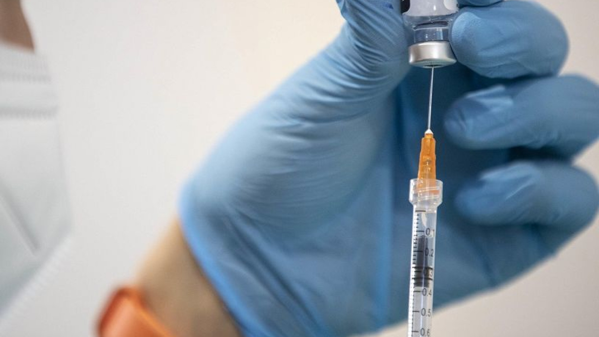 Covid, ci si potrà vaccinare anche dal medico di famiglia. Siglato l'accordo