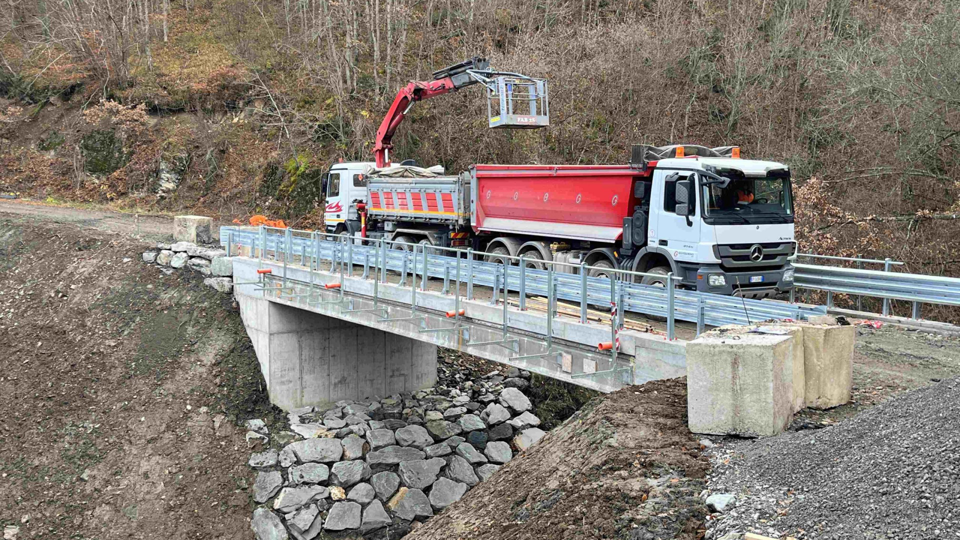 Collaudato il nuovo ponte in località Taravelli a Ferriere: al via la riapertura al traffico