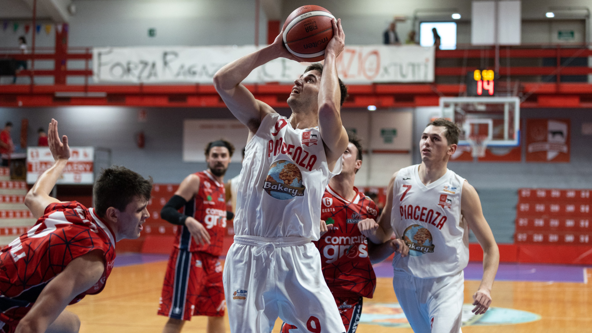 La Bakery agguanta la seconda vittoria stagionale. Contro Empoli finisce 68-57