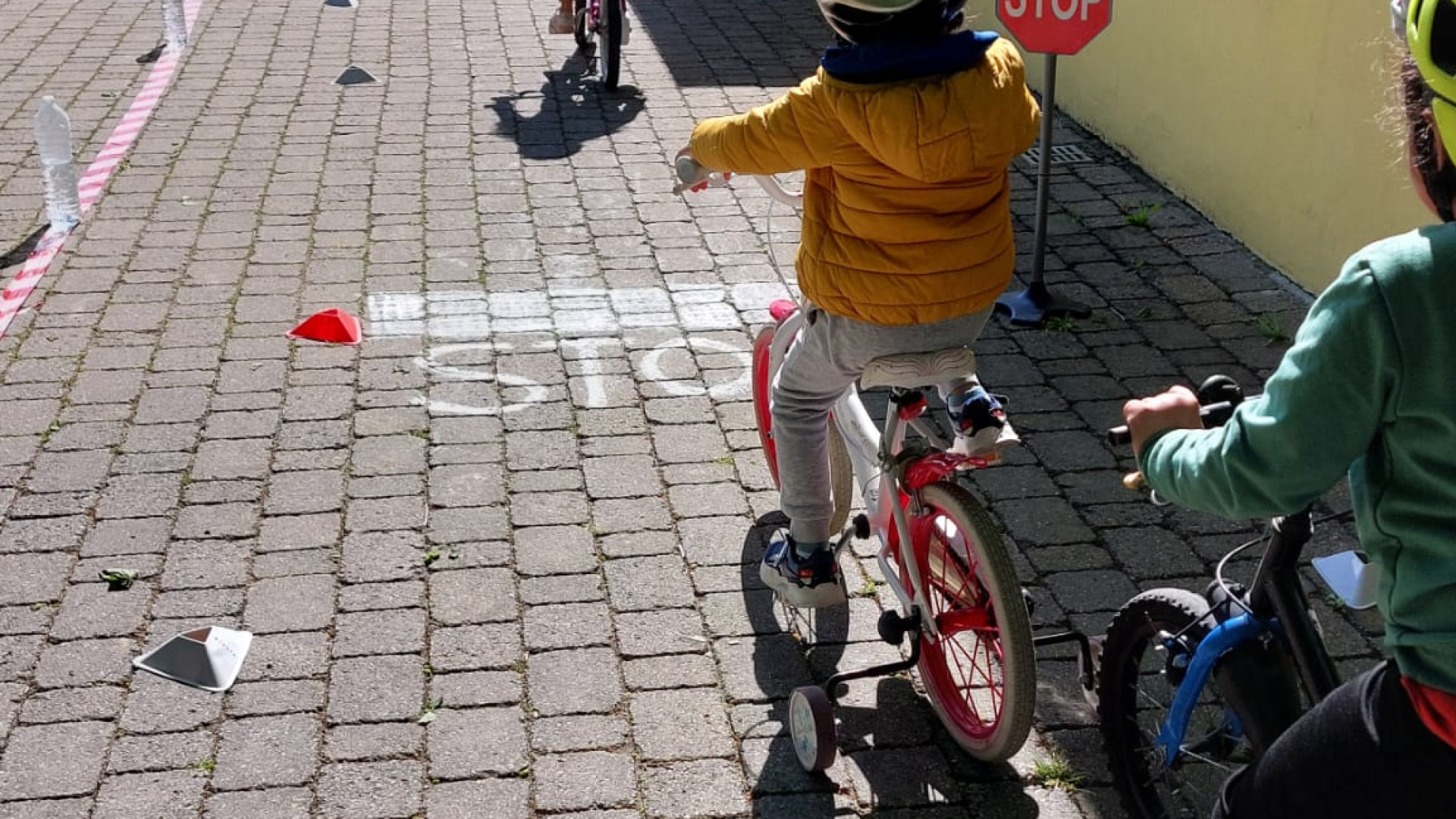 In bici in sicurezza: a Fiorenzuola lezioni per 100 bambini dell'asilo