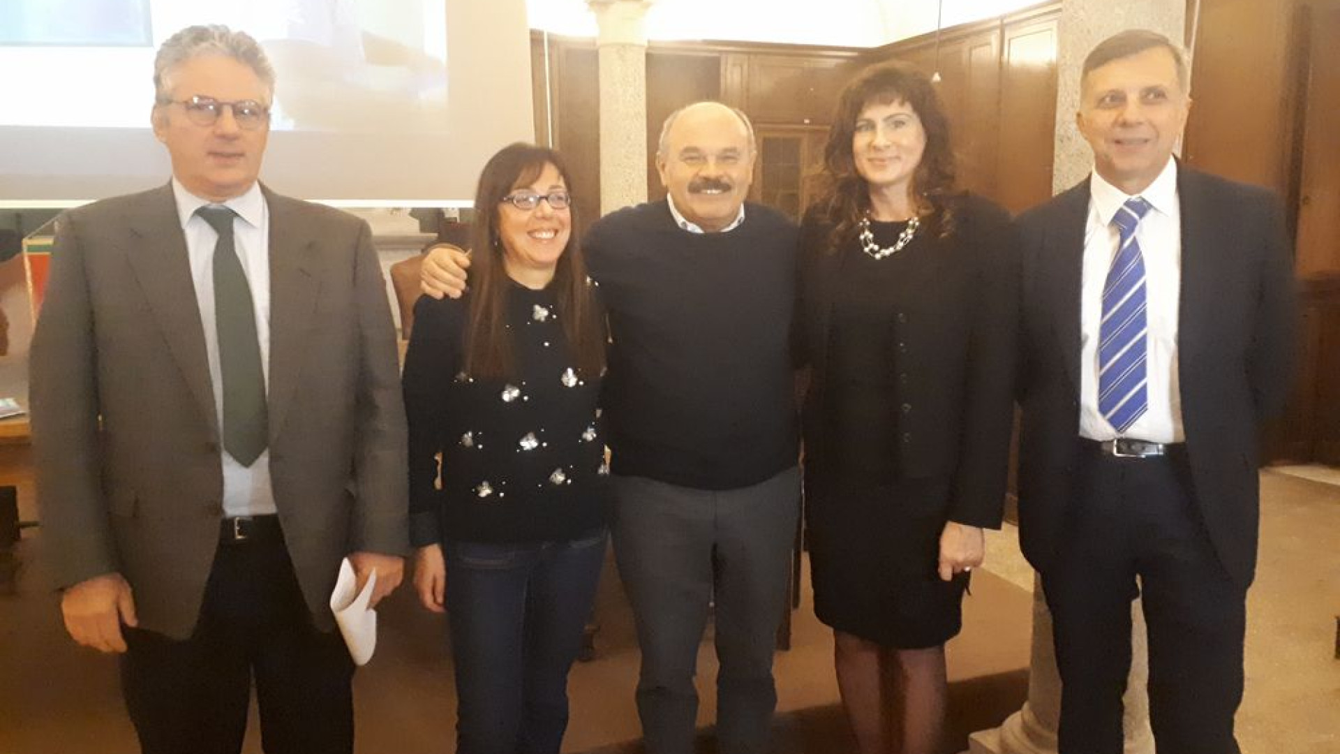 Rotary Club, donato un criocongelatore grazie allo spettacolo di Farinetti