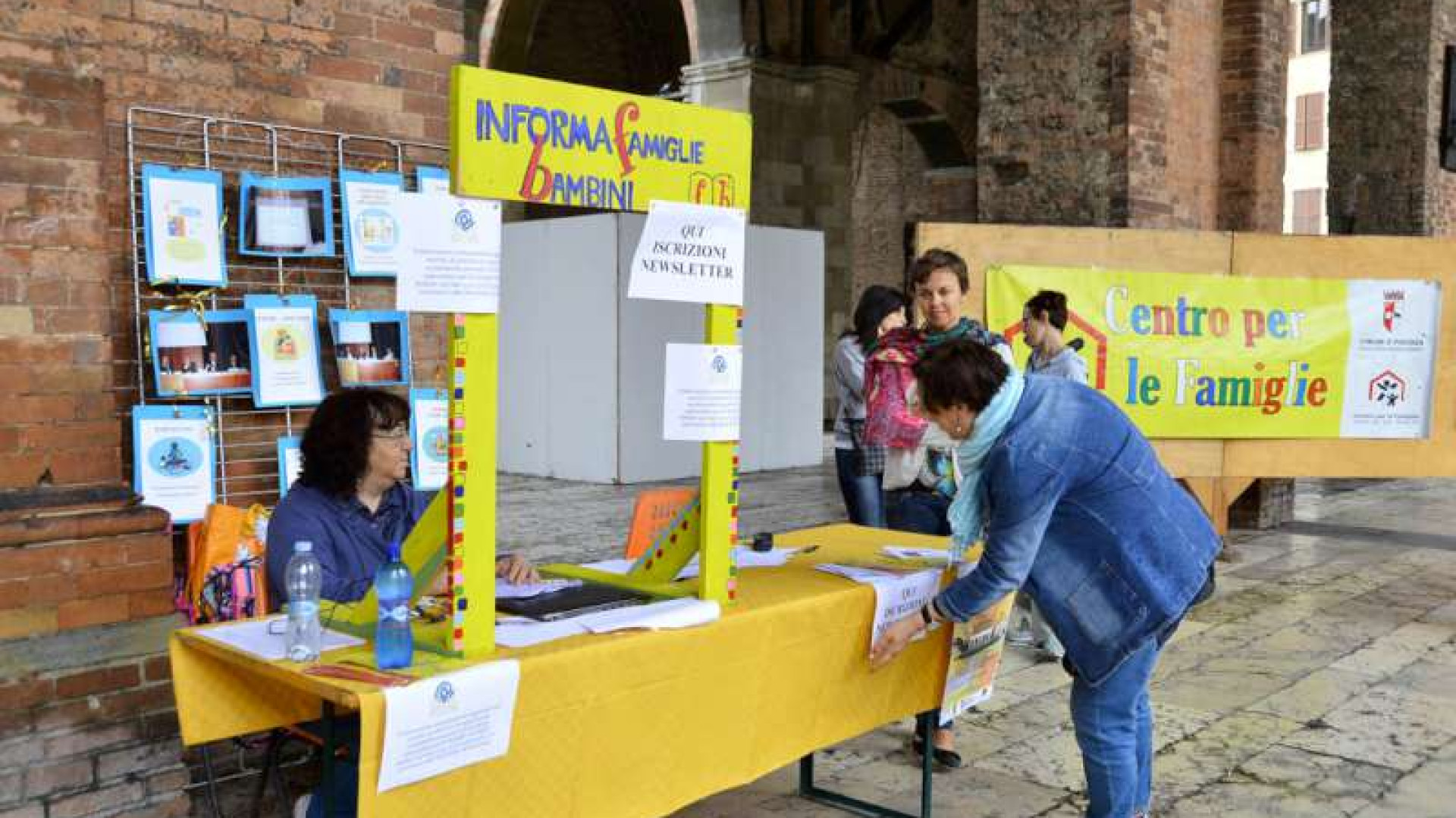 Centro per le Famiglie: 20 anni di attività sotto palazzo Gotico