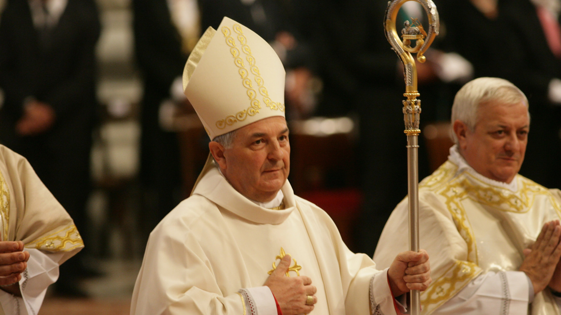 Antonino d'oro 2017 assegnato a monsignor Giorgio Corbellini