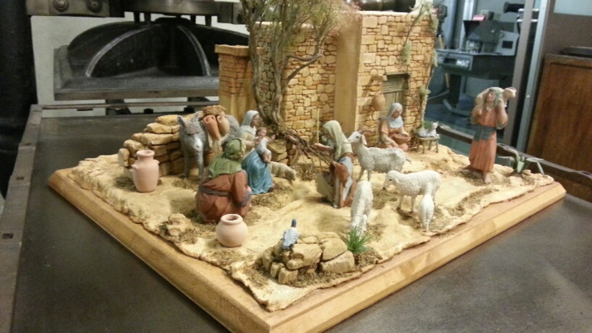 Omaggio dei presepisti piacentini a Libertà e Telelibertà