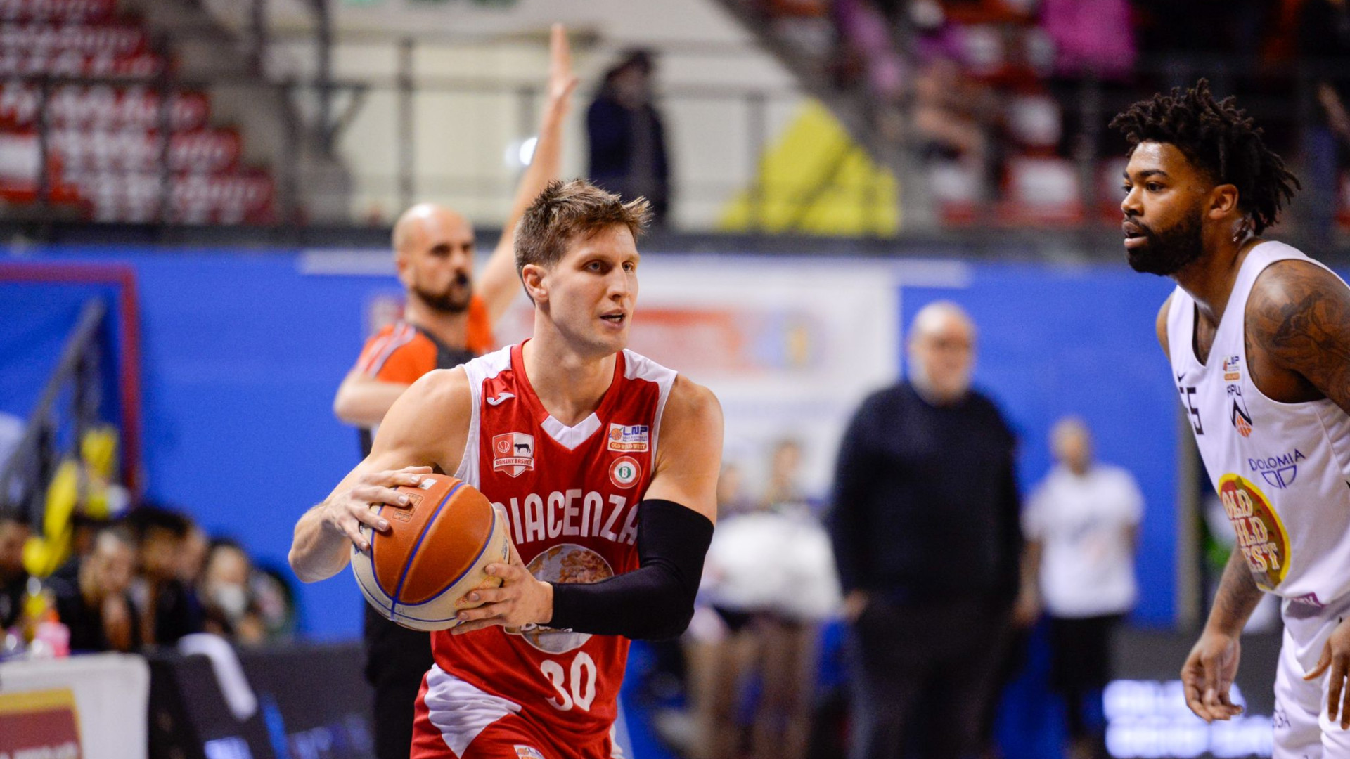 La Bakery in gara per un quarto, poi la capolista Udine dilaga 73-60