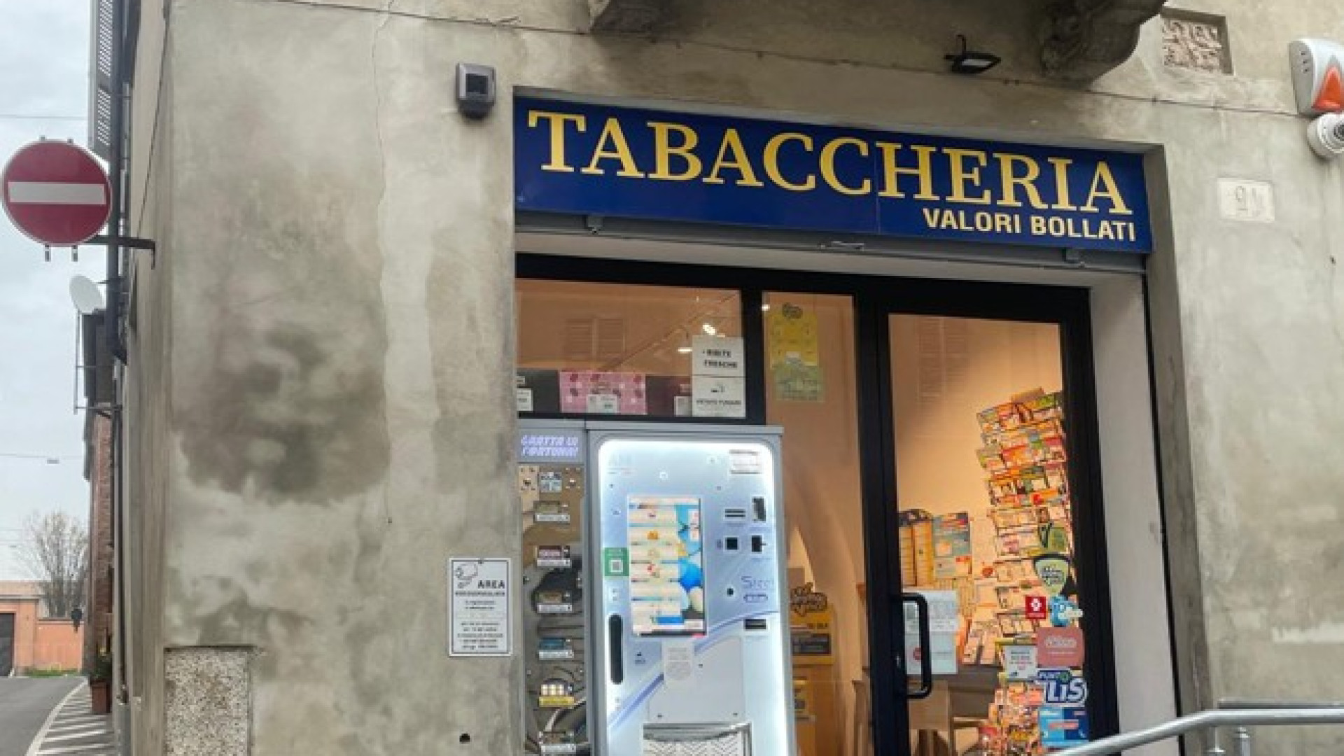 Proteste dei tabaccai contro i costi della fortuna: canoni di 180 euro mensili per i giochi