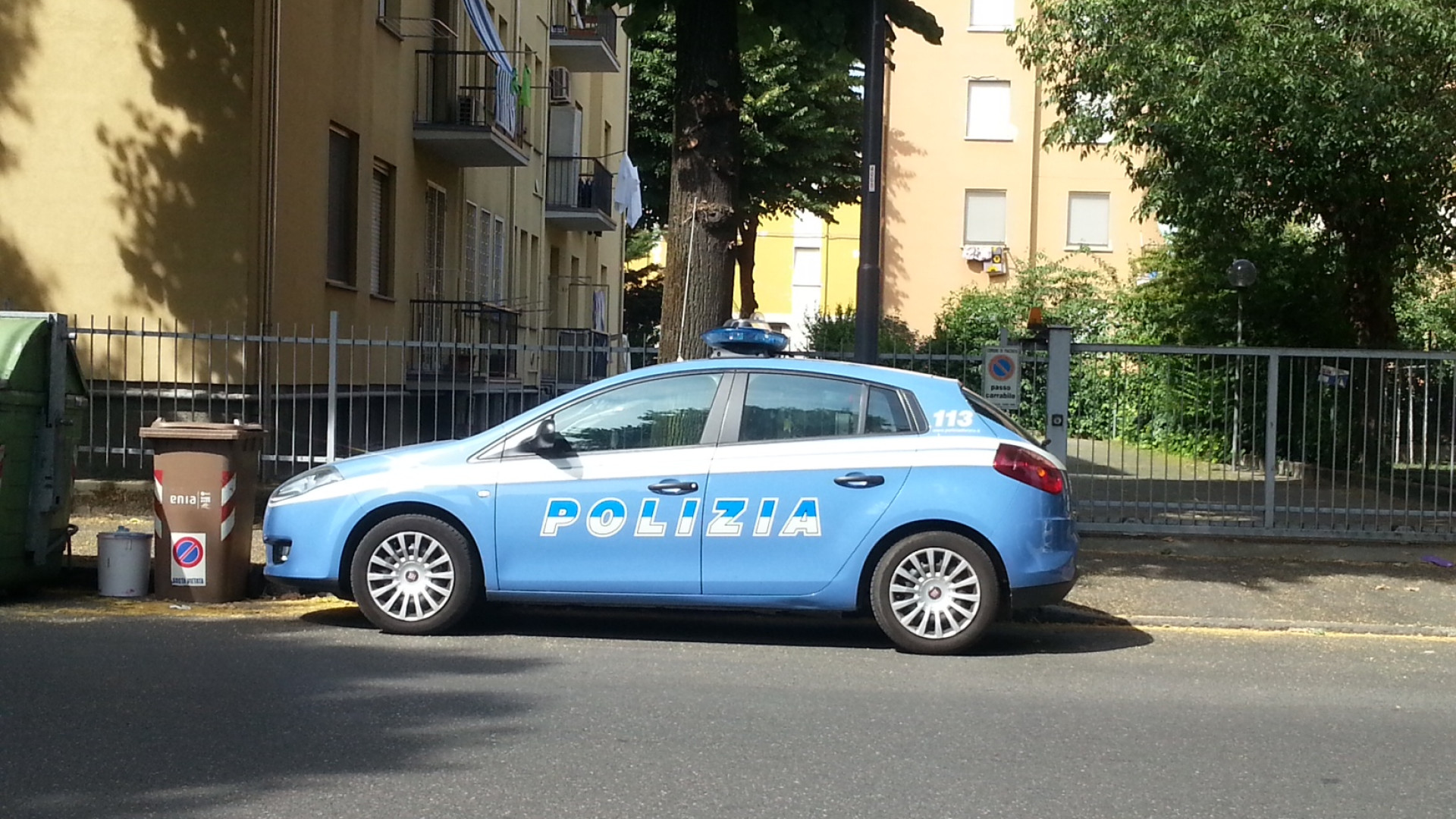 Rapina in casa ai danni di un'anziana, due uomini in azione