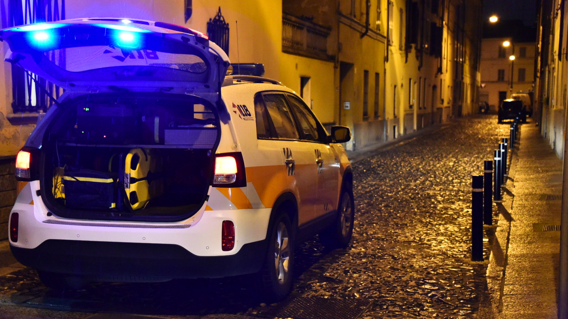 Malore durante la cena, pensionato salvato dagli uomini del 118