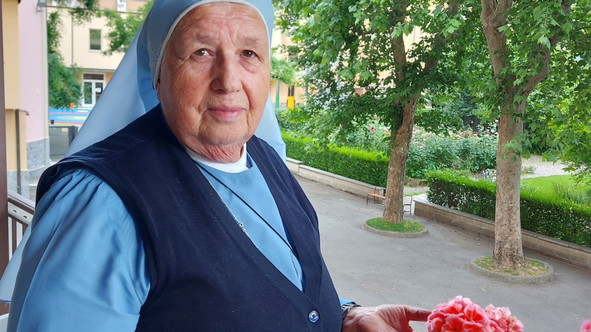 Antonino d'oro 2021 a Madre Albina Dal Passo: una vita dedicata ai bambini