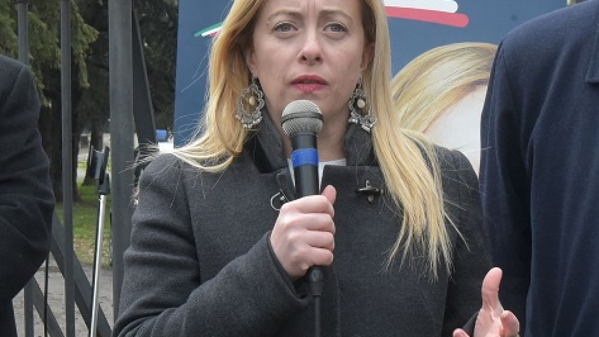 Meloni: "Caruso fuori da Fratelli d'Italia. Ci costituiremo parte civile"