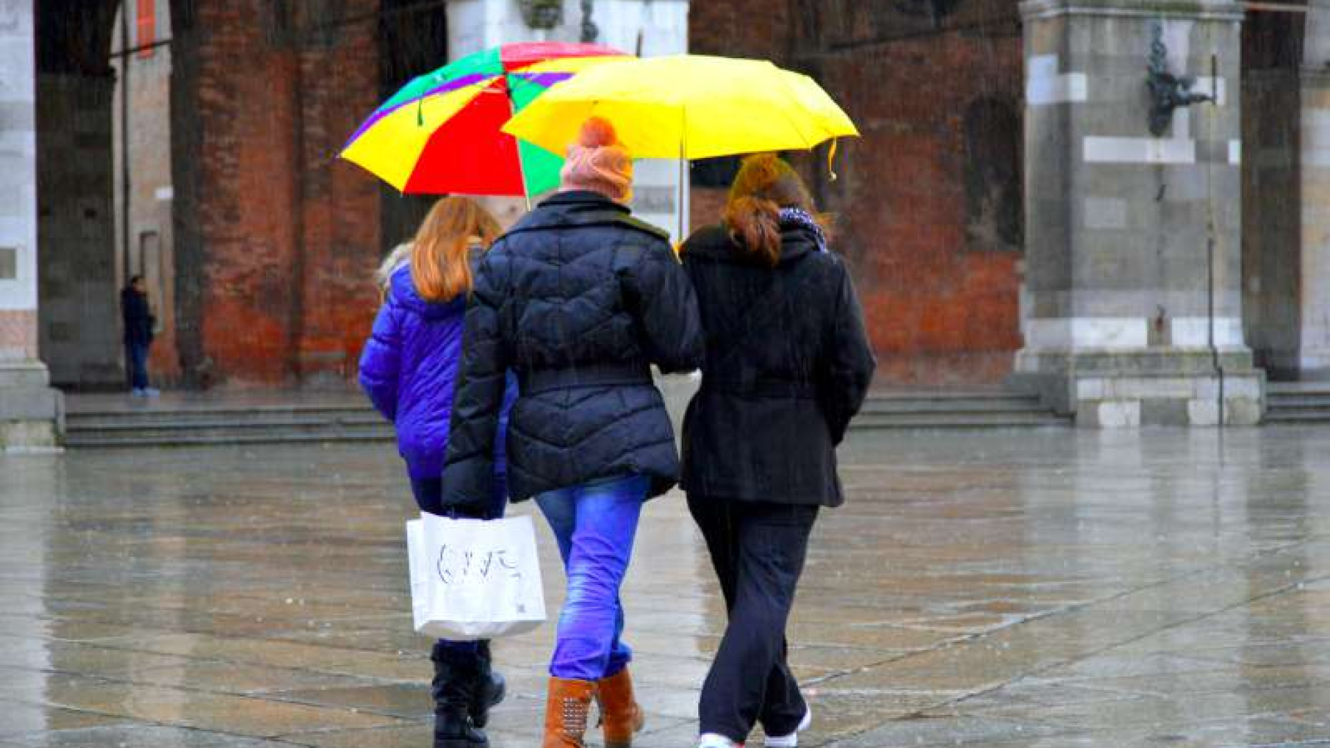 Sarà una Befana bagnata: precipitazioni intense fino a domenica e rischio frane