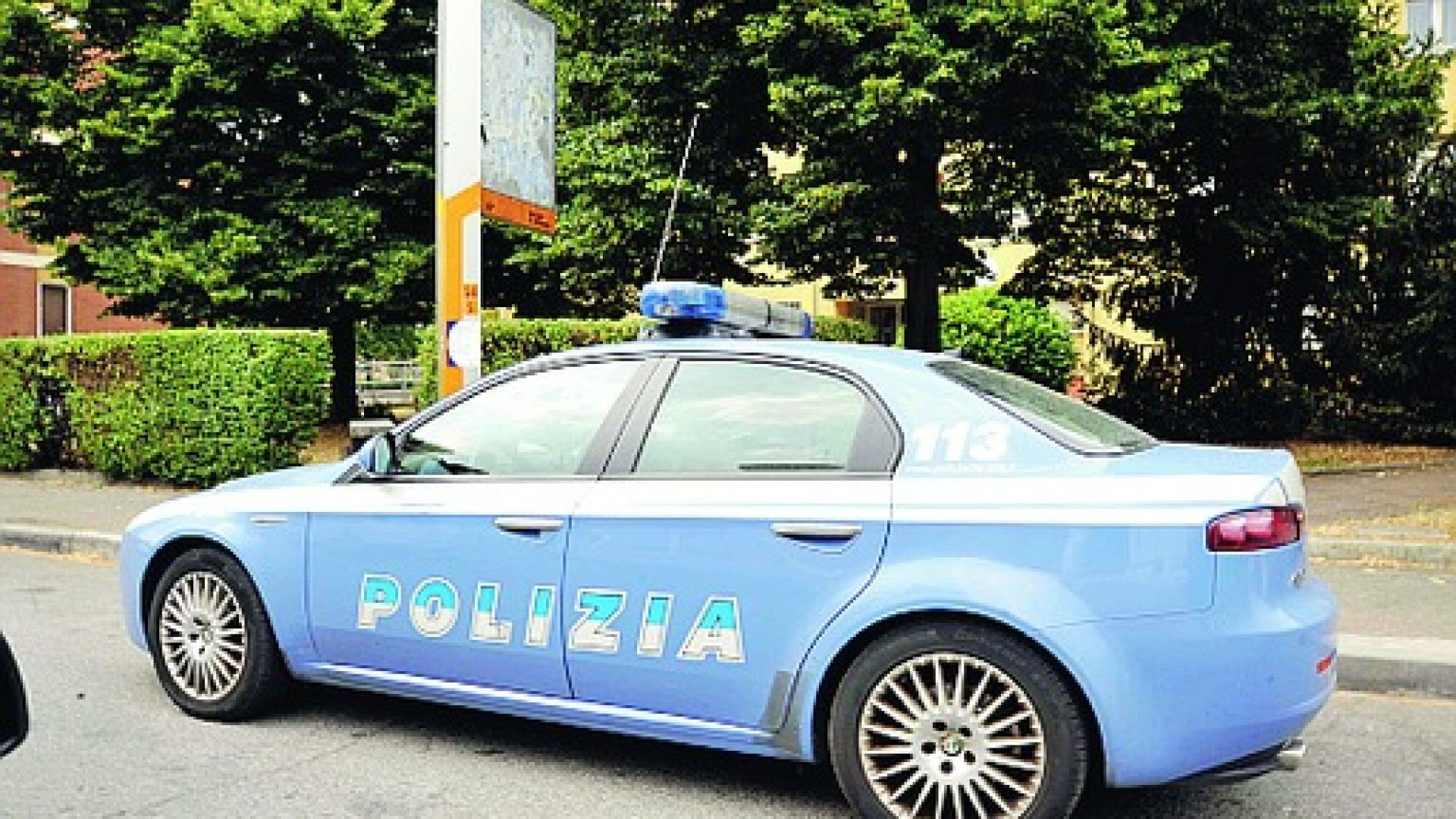 Ruba cosmetici in un negozio e dà la colpa al figlio piccolo: siciliano denunciato