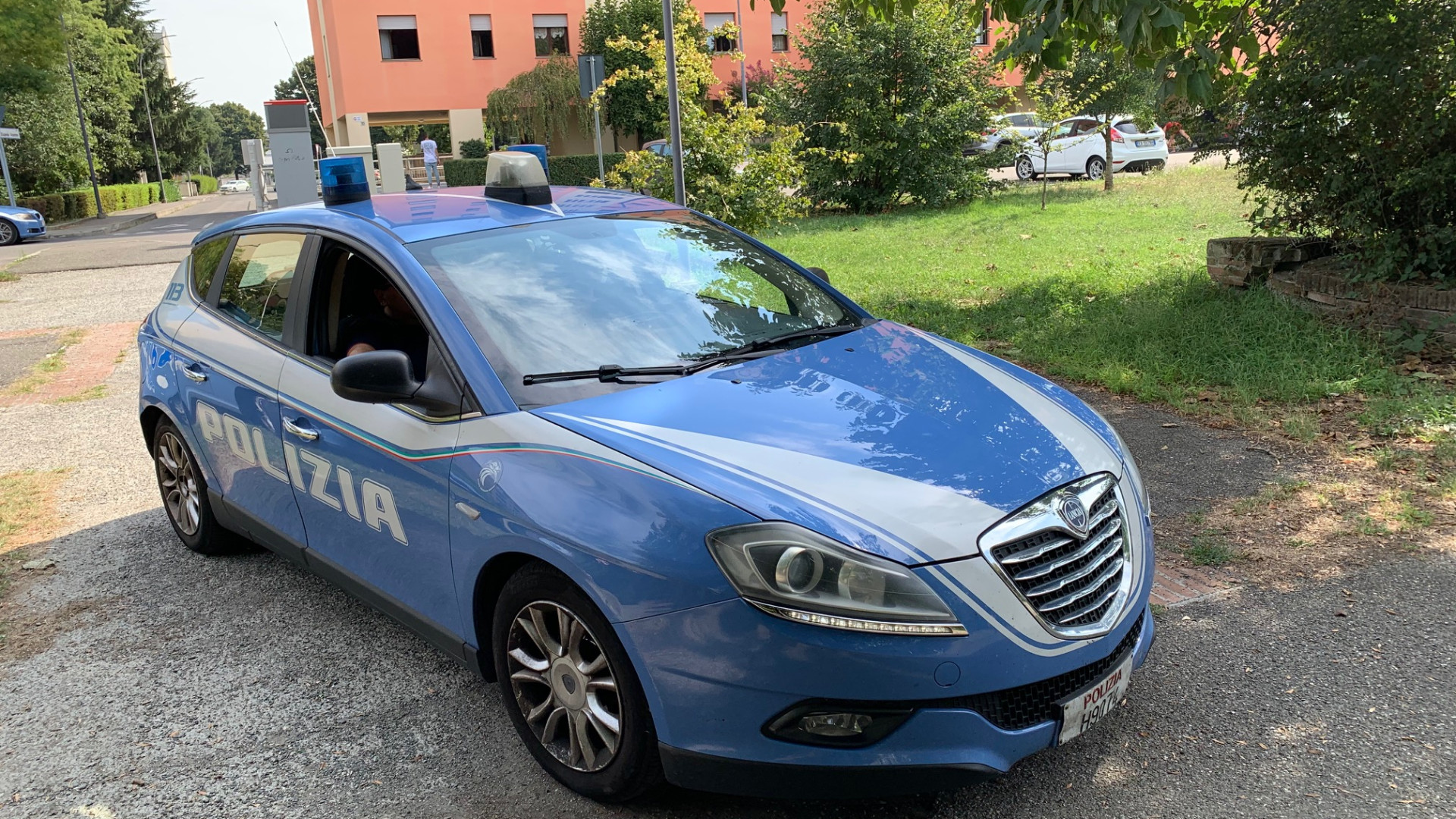 Evade dai domiciliari per vendicare lo zio: arrestato e portato in carcere