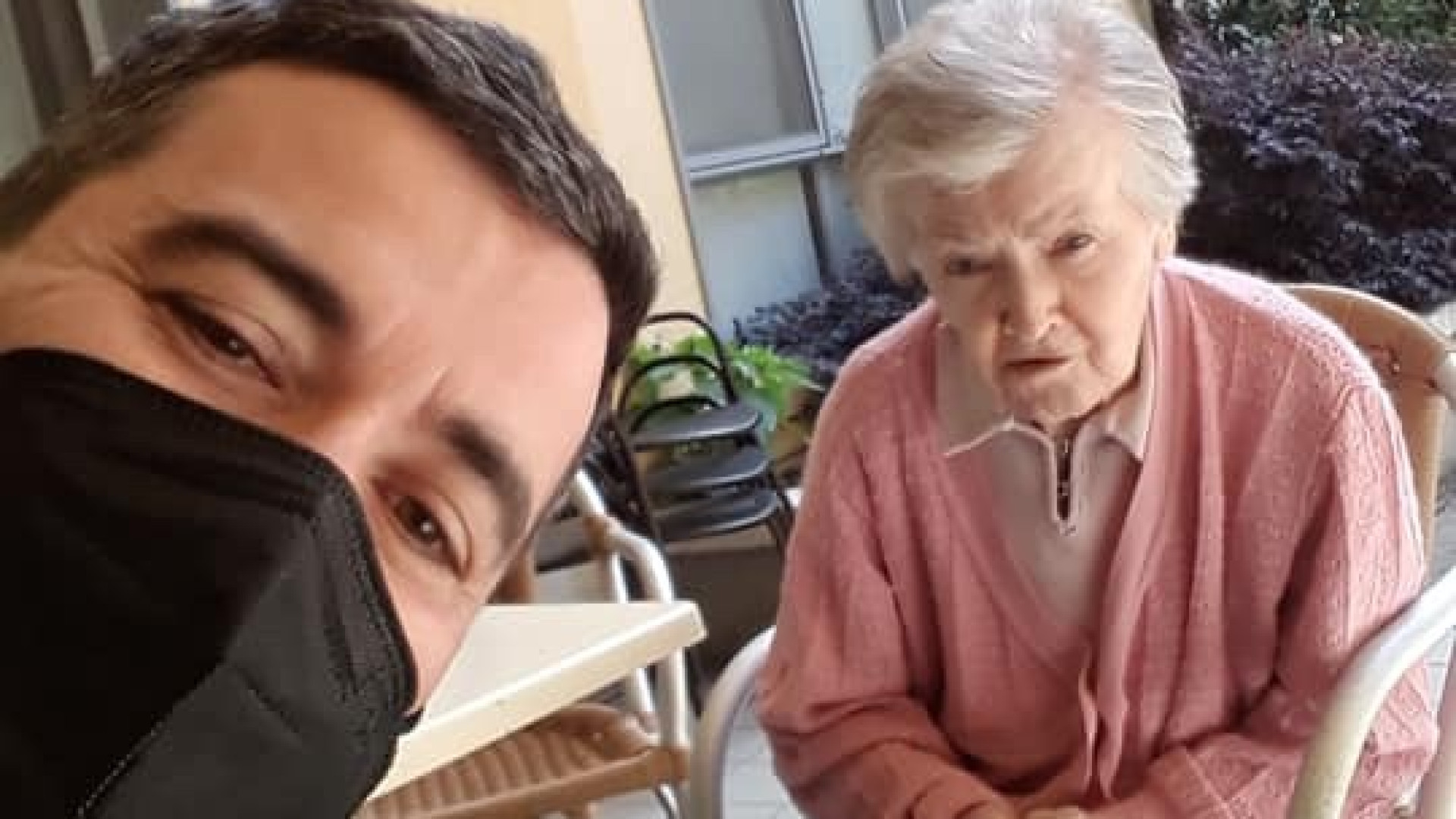 Niente barriere tra mamma Bruna e il figlio Roberto, le emozioni dalle Rsa